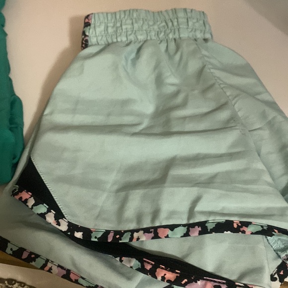 Athletic shorts from walmart. - Picture 4 of 5